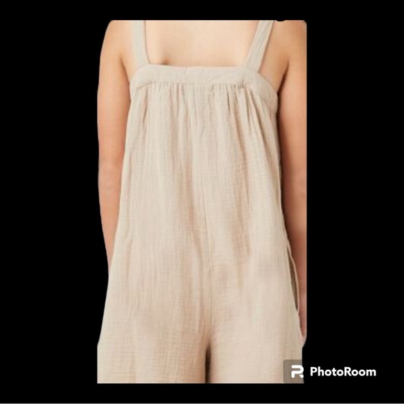 Romper Ready for Summer Fun! - Picture 2 of 4